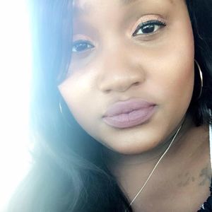 Meet your Posher, Savannah